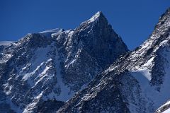 07D Mount Epperly Close Up As We Near Mount Vinson Low Camp On The Climb From Base Camp.jpg